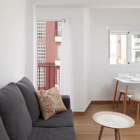 Apartamento Nuria Torre Del Mar Extérieur photo
