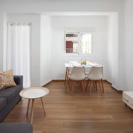 Apartamento Nuria Torre Del Mar Extérieur photo